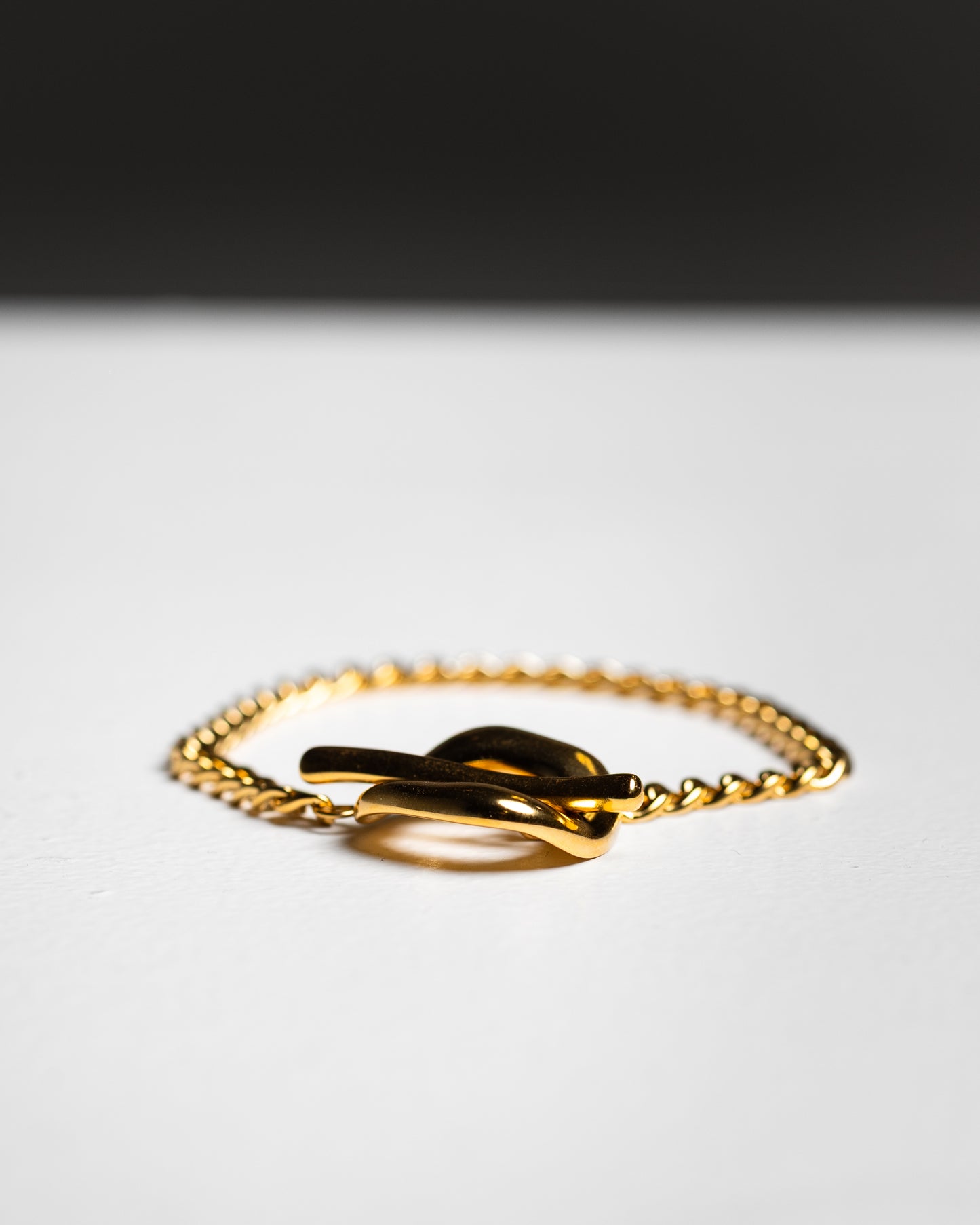 Loop-lock bracelet