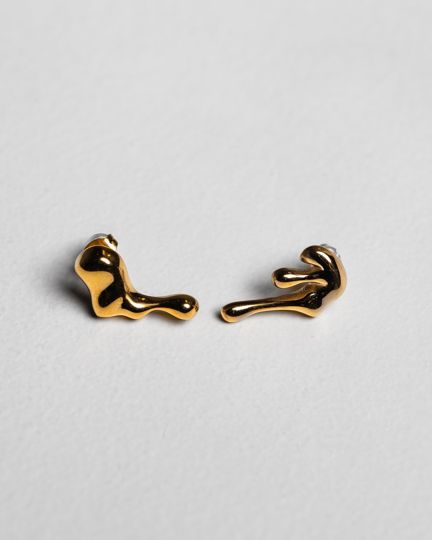 Lava Studs