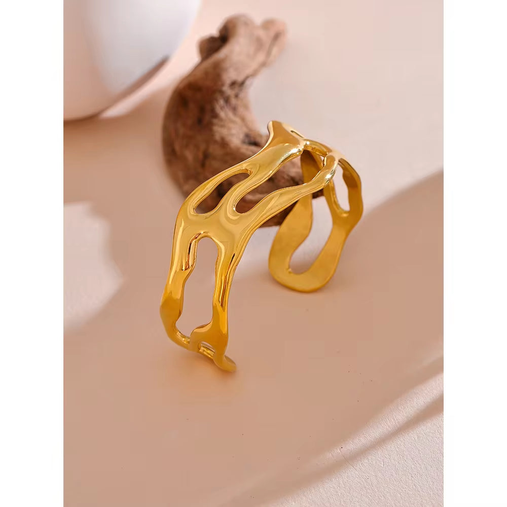 JINYOU 3665 Stainless Steel Fashion Cast Open Cuff Bracelet Bangle Jewelry for Women Waterproof Statement Golden Bijoux